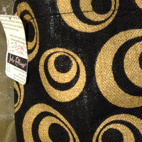 Jute Cottage Black Tote Bag - Picture 4 of 5